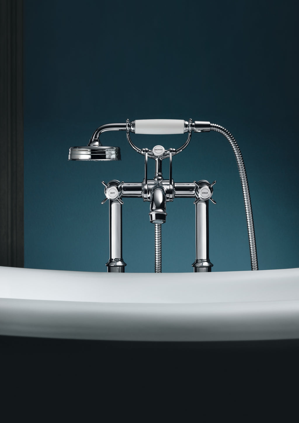 AXOR Montreux 2-Handle Floorstanding Bath & Shower Mixer Faucet with Cross Handles from Brandt in Chrome finish