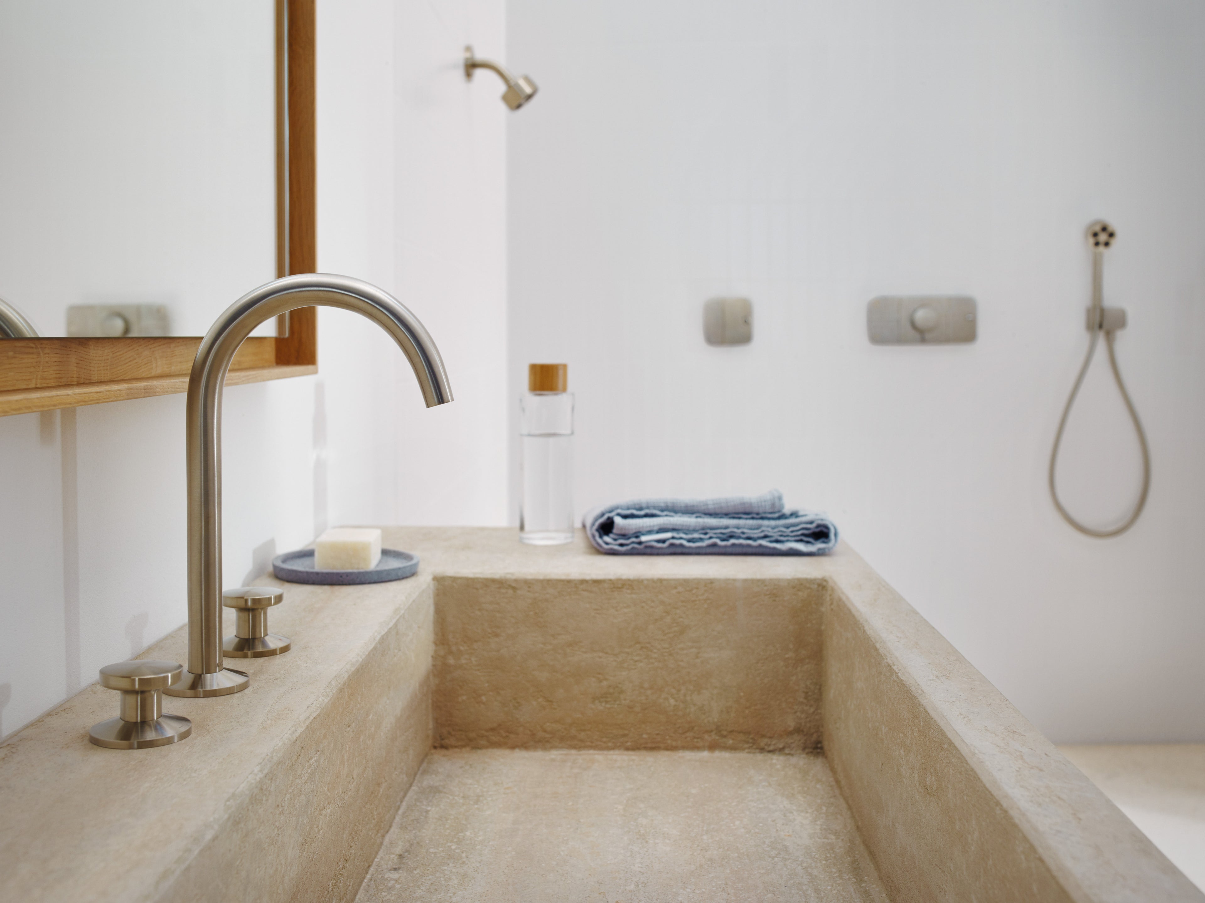 AXOR One Overhead Shower 75 1jet EcoSmart with Shower Arm from Brandt in Brushed Nickel finish